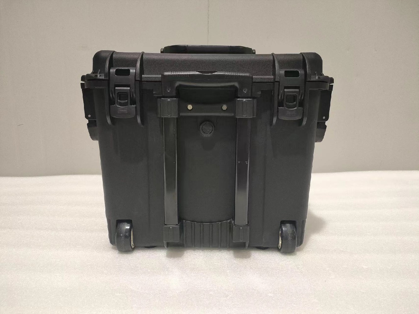 移動(dòng)戶外應(yīng)急電源